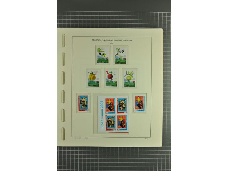 1919/2004, unmounted mint, unused and used collection, from 1993 on unmounted mint with specimen, miniature sheets, se-tenant