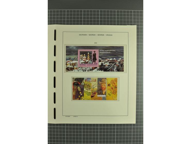 1919/2004, unmounted mint, unused and used collection, from 1993 on unmounted mint with specimen, miniature sheets, se-tenant