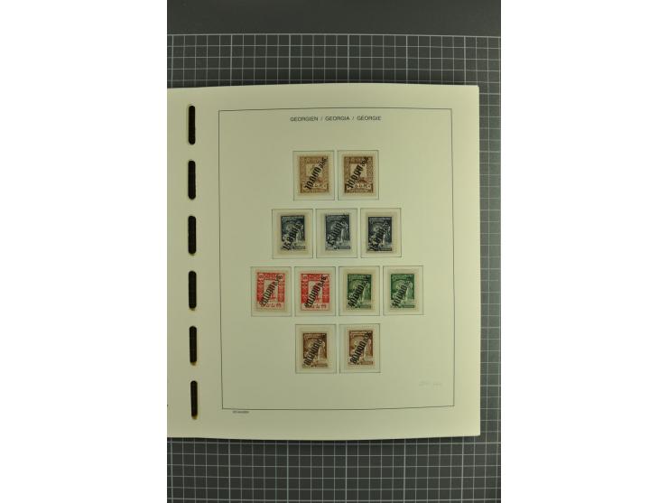 1919/2004, unmounted mint, unused and used collection, from 1993 on unmounted mint with specimen, miniature sheets, se-tenant