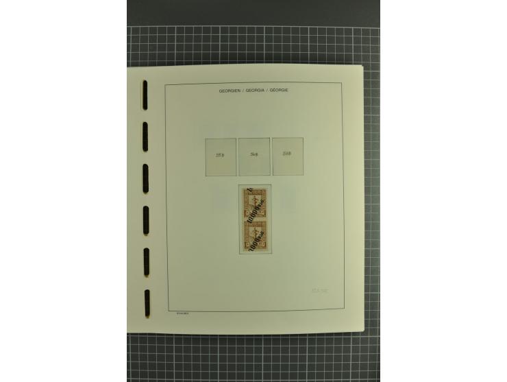1919/2004, unmounted mint, unused and used collection, from 1993 on unmounted mint with specimen, miniature sheets, se-tenant