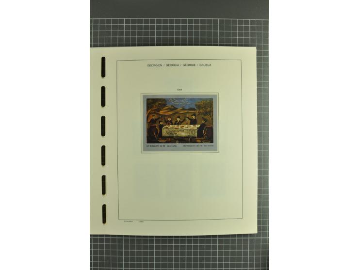 1919/2004, unmounted mint, unused and used collection, from 1993 on unmounted mint with specimen, miniature sheets, se-tenant