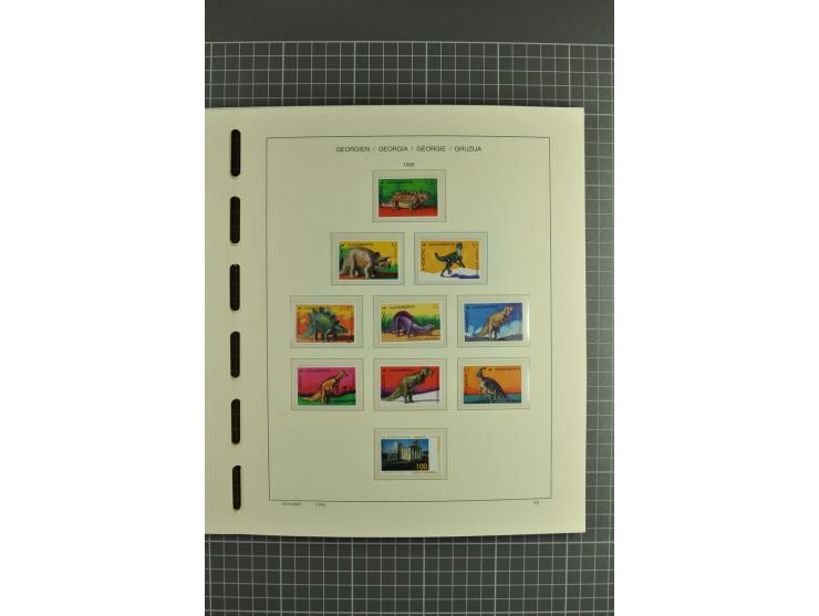 1919/2004, unmounted mint, unused and used collection, from 1993 on unmounted mint with specimen, miniature sheets, se-tenant