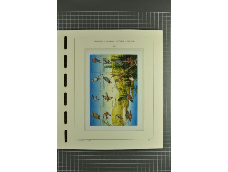 1919/2004, unmounted mint, unused and used collection, from 1993 on unmounted mint with specimen, miniature sheets, se-tenant