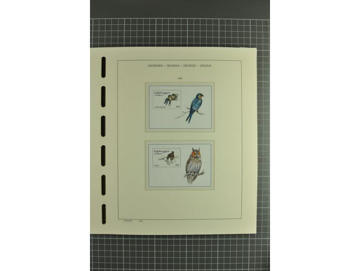 1919/2004, unmounted mint, unused and used collection, from 1993 on unmounted mint with specimen, miniature sheets, se-tenant