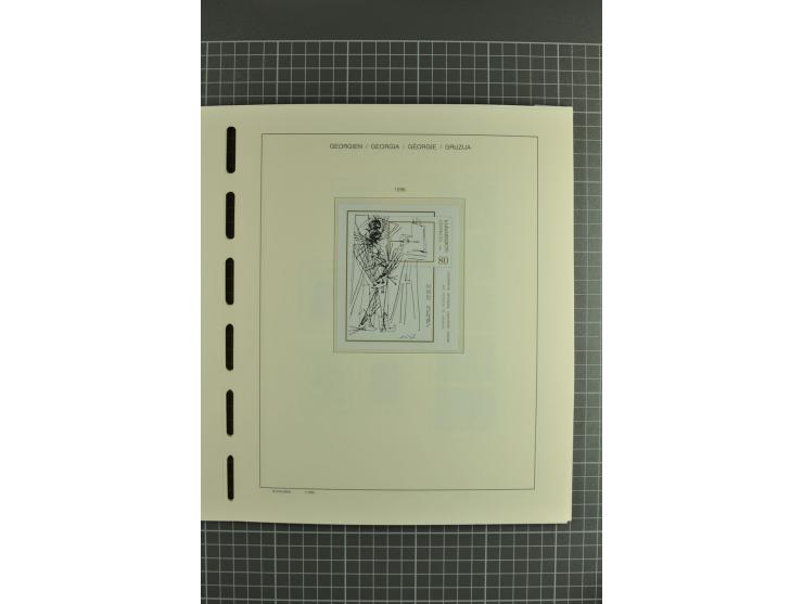 1919/2004, unmounted mint, unused and used collection, from 1993 on unmounted mint with specimen, miniature sheets, se-tenant