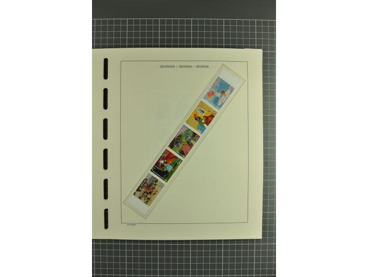1919/2004, unmounted mint, unused and used collection, from 1993 on unmounted mint with specimen, miniature sheets, se-tenant