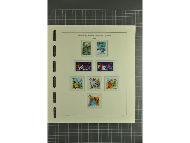 1919/2004, unmounted mint, unused and used collection, from 1993 on unmounted mint with specimen, miniature sheets, se-tenant