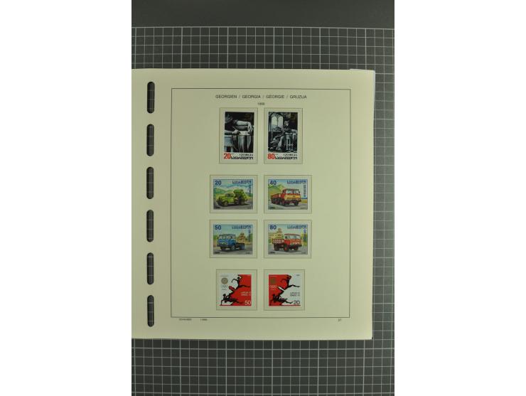 1919/2004, unmounted mint, unused and used collection, from 1993 on unmounted mint with specimen, miniature sheets, se-tenant