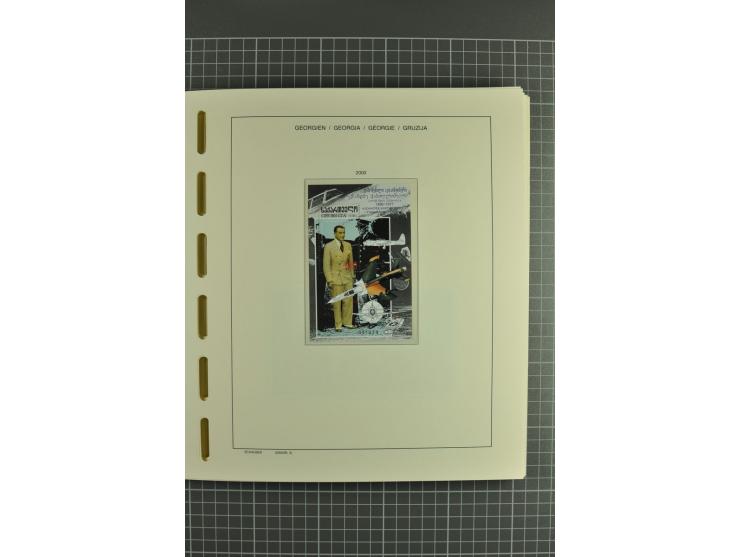 1919/2004, unmounted mint, unused and used collection, from 1993 on unmounted mint with specimen, miniature sheets, se-tenant
