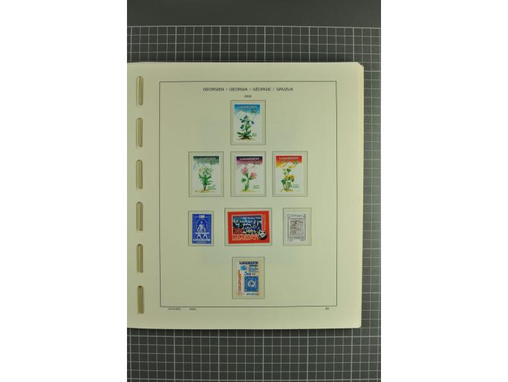 1919/2004, unmounted mint, unused and used collection, from 1993 on unmounted mint with specimen, miniature sheets, se-tenant