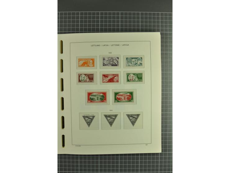 1918/2004, unmounted mint and unsed Collection of the imperforated issues, also some booklets, from 1991 mostly unmounted min