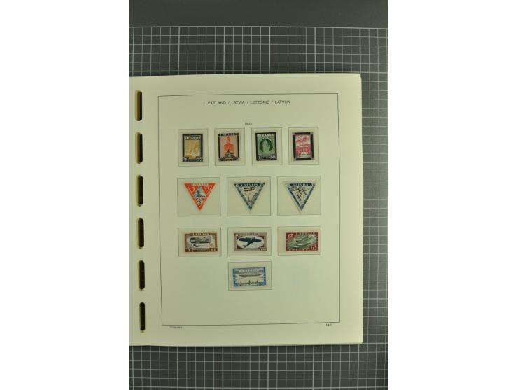1918/2004, unmounted mint and unsed Collection of the imperforated issues, also some booklets, from 1991 mostly unmounted min