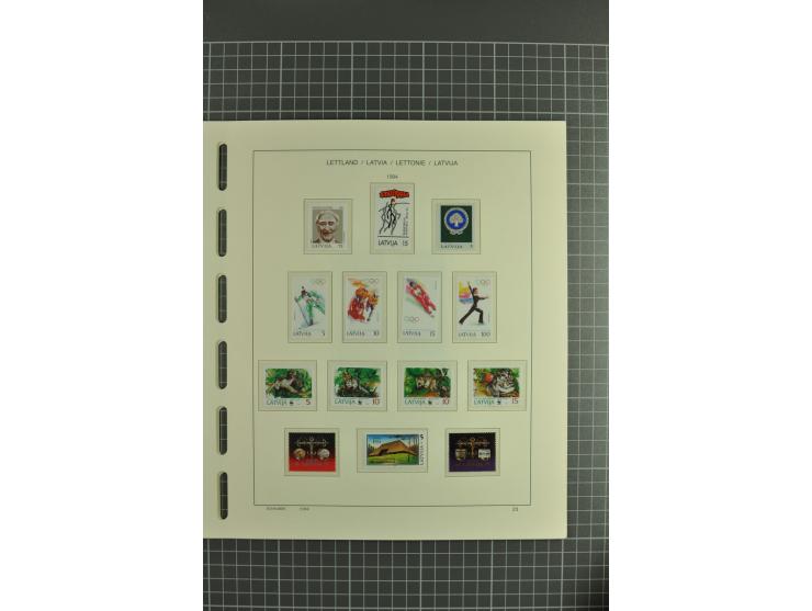 1918/2004, unmounted mint and unsed Collection of the imperforated issues, also some booklets, from 1991 mostly unmounted min