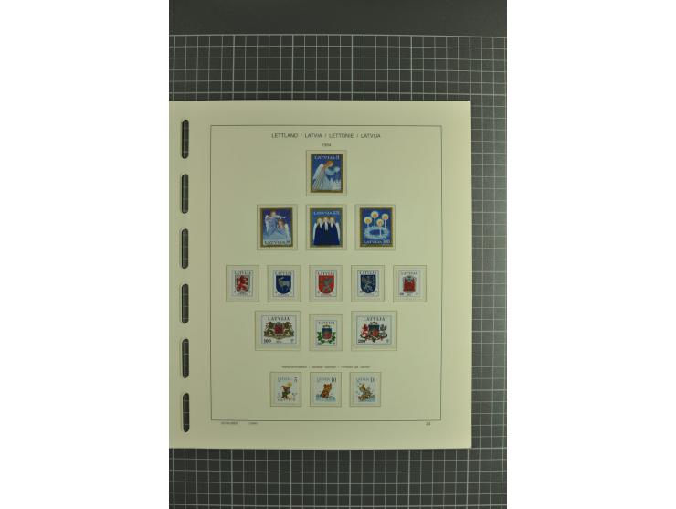 1918/2004, unmounted mint and unsed Collection of the imperforated issues, also some booklets, from 1991 mostly unmounted min
