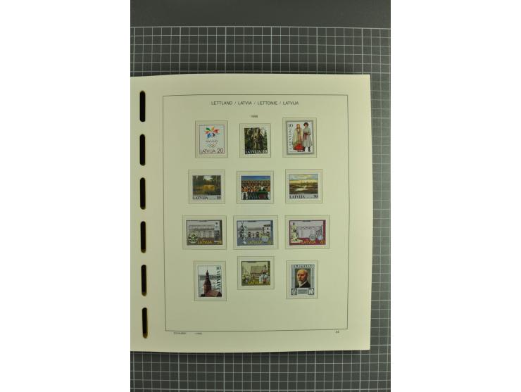 1918/2004, unmounted mint and unsed Collection of the imperforated issues, also some booklets, from 1991 mostly unmounted min
