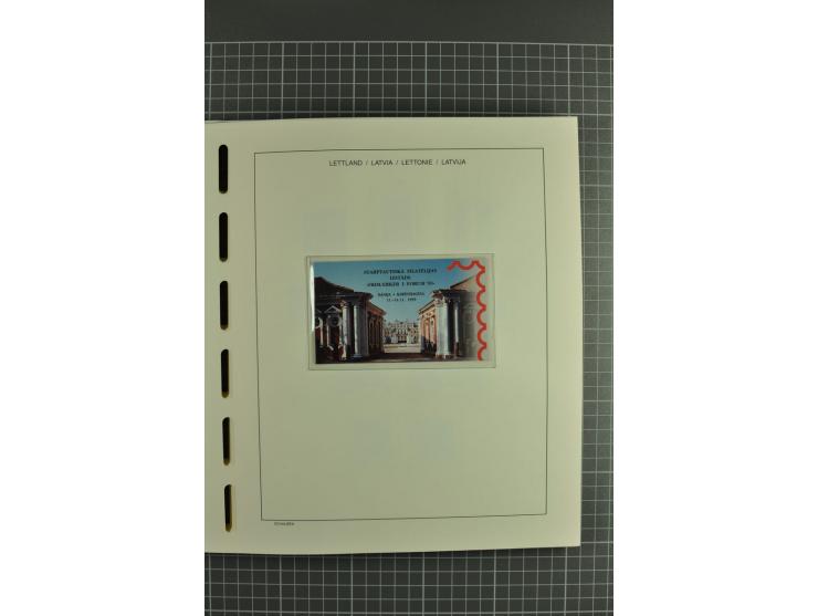 1918/2004, unmounted mint and unsed Collection of the imperforated issues, also some booklets, from 1991 mostly unmounted min