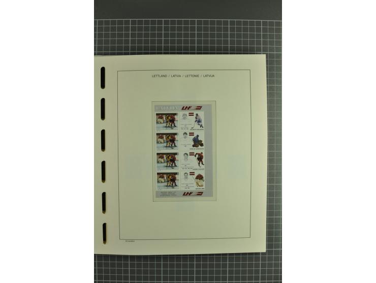 1918/2004, unmounted mint and unsed Collection of the imperforated issues, also some booklets, from 1991 mostly unmounted min
