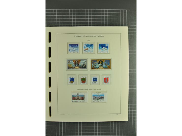 1918/2004, unmounted mint and unsed Collection of the imperforated issues, also some booklets, from 1991 mostly unmounted min