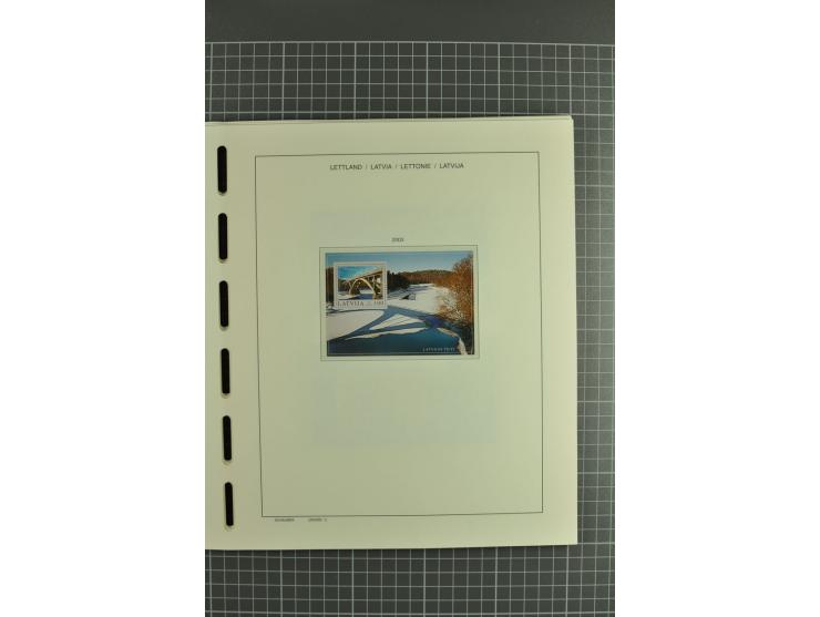 1918/2004, unmounted mint and unsed Collection of the imperforated issues, also some booklets, from 1991 mostly unmounted min