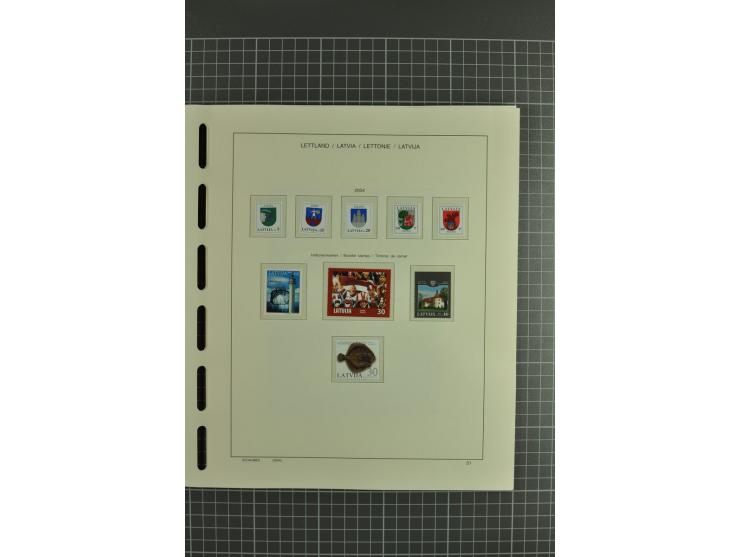 1918/2004, unmounted mint and unsed Collection of the imperforated issues, also some booklets, from 1991 mostly unmounted min