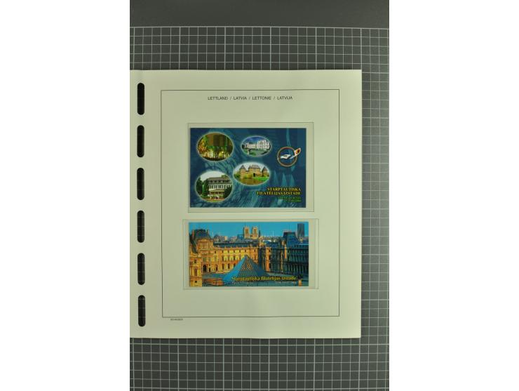 1918/2004, unmounted mint and unsed Collection of the imperforated issues, also some booklets, from 1991 mostly unmounted min
