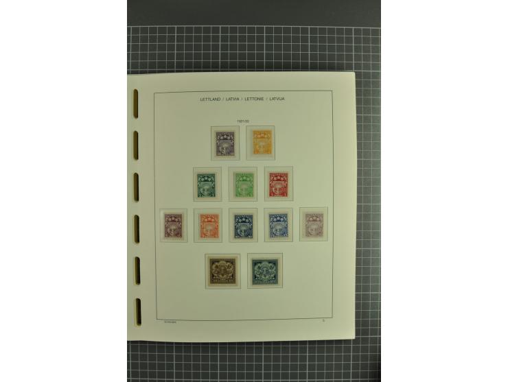 1918/2004, unmounted mint and unsed Collection of the imperforated issues, also some booklets, from 1991 mostly unmounted min
