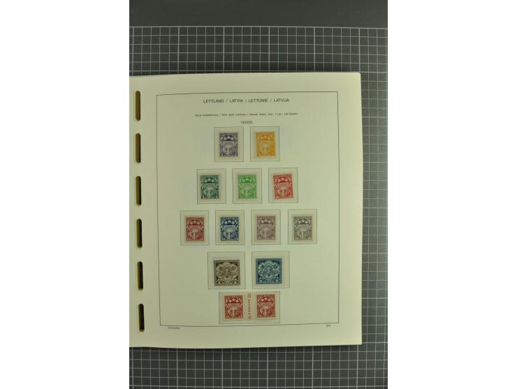 1918/2004, unmounted mint and unsed Collection of the imperforated issues, also some booklets, from 1991 mostly unmounted min