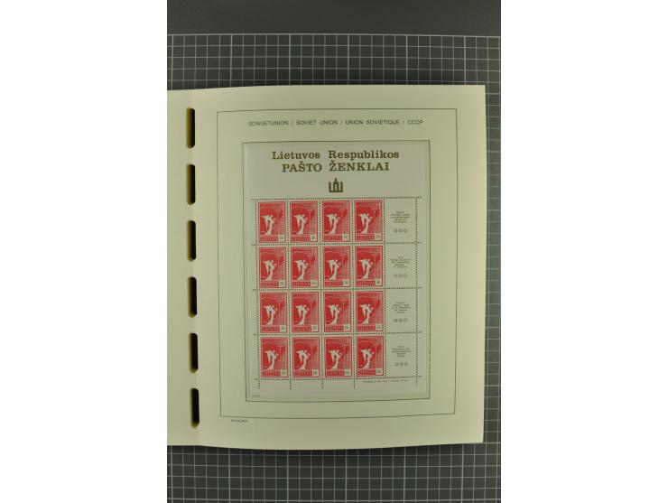 1918/2004, unmounted mint, unused and used collection with many better items including Mi.-Nr. 151-53, 215, 222Y, 404, 429-31