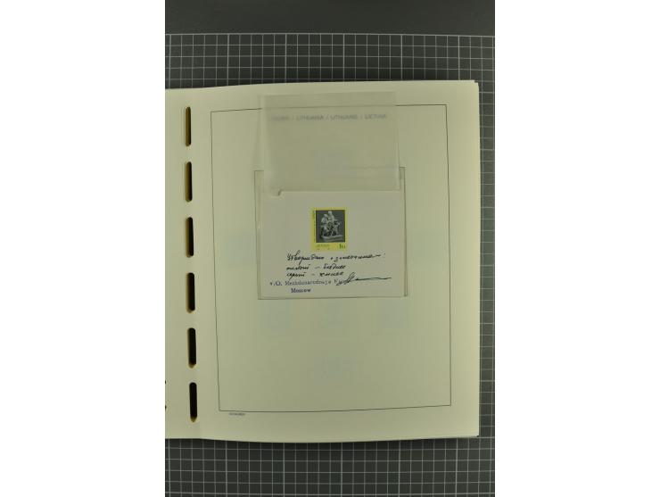1918/2004, unmounted mint, unused and used collection with many better items including Mi.-Nr. 151-53, 215, 222Y, 404, 429-31