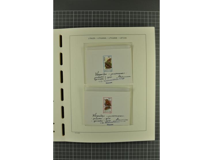 1918/2004, unmounted mint, unused and used collection with many better items including Mi.-Nr. 151-53, 215, 222Y, 404, 429-31