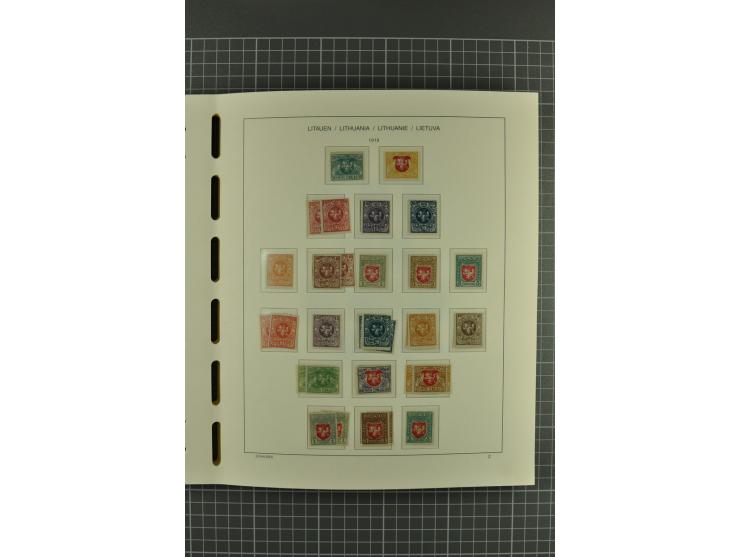 1918/2004, unmounted mint, unused and used collection with many better items including Mi.-Nr. 151-53, 215, 222Y, 404, 429-31