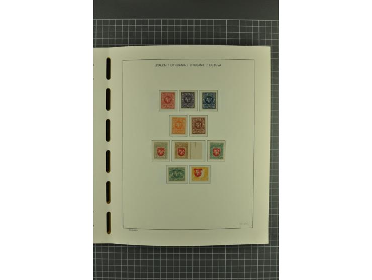 1918/2004, unmounted mint, unused and used collection with many better items including Mi.-Nr. 151-53, 215, 222Y, 404, 429-31