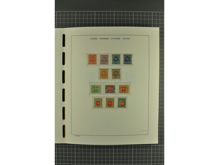 1918/2004, unmounted mint, unused and used collection with many better items including Mi.-Nr. 151-53, 215, 222Y, 404, 429-31