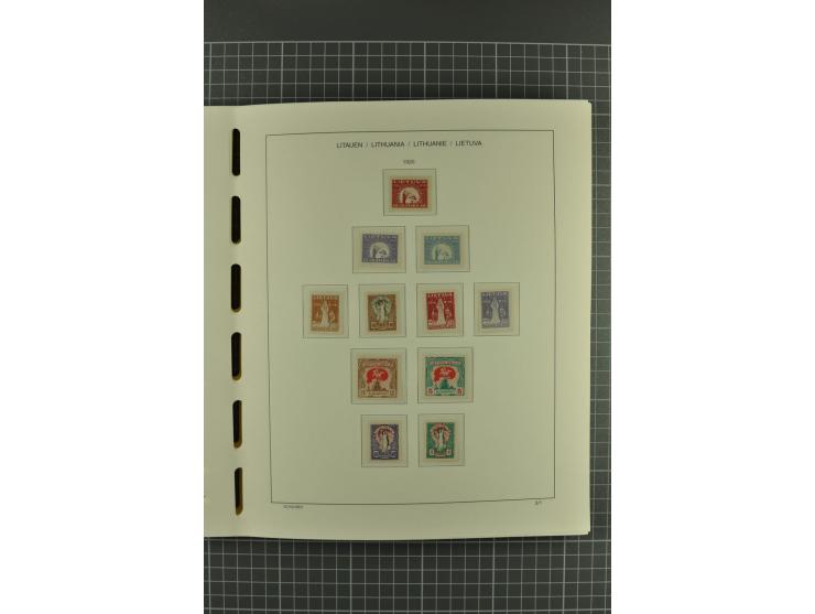1918/2004, unmounted mint, unused and used collection with many better items including Mi.-Nr. 151-53, 215, 222Y, 404, 429-31