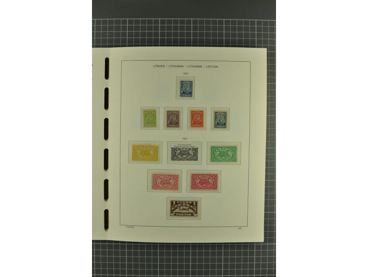 1918/2004, unmounted mint, unused and used collection with many better items including Mi.-Nr. 151-53, 215, 222Y, 404, 429-31