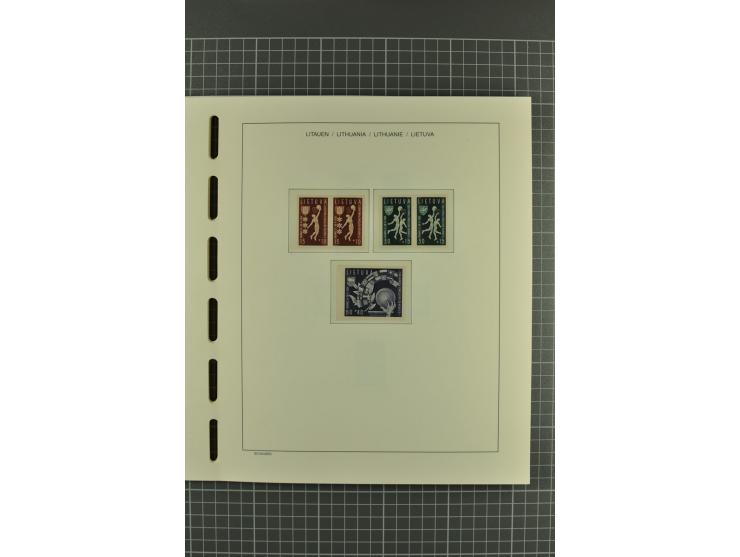 1918/2004, unmounted mint, unused and used collection with many better items including Mi.-Nr. 151-53, 215, 222Y, 404, 429-31