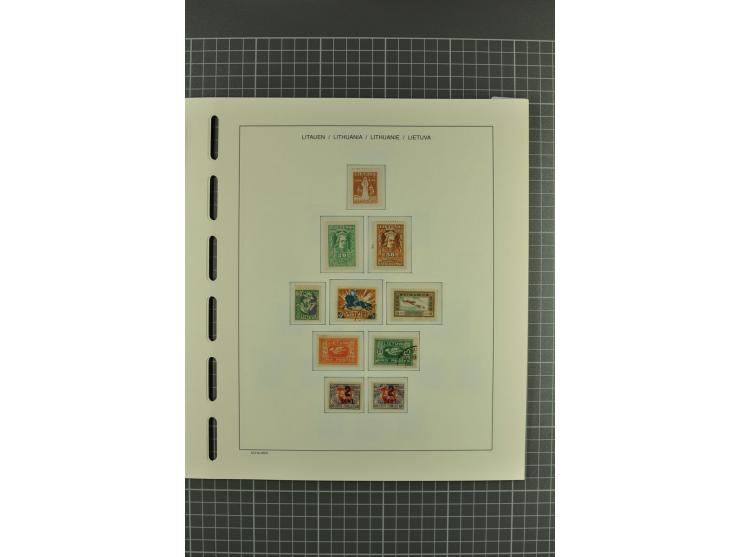 1918/2004, unmounted mint, unused and used collection with many better items including Mi.-Nr. 151-53, 215, 222Y, 404, 429-31