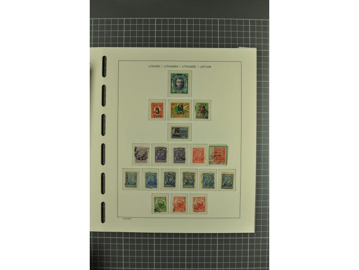 1918/2004, unmounted mint, unused and used collection with many better items including Mi.-Nr. 151-53, 215, 222Y, 404, 429-31
