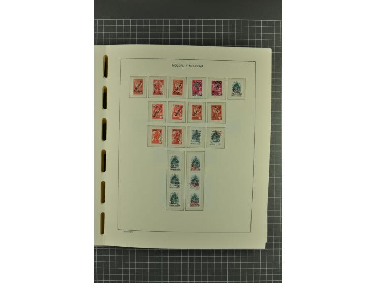 1991/2004, unmounted mint collection with miniature sheets and booklets