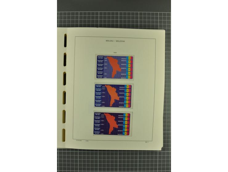 1991/2004, unmounted mint collection with miniature sheets and booklets