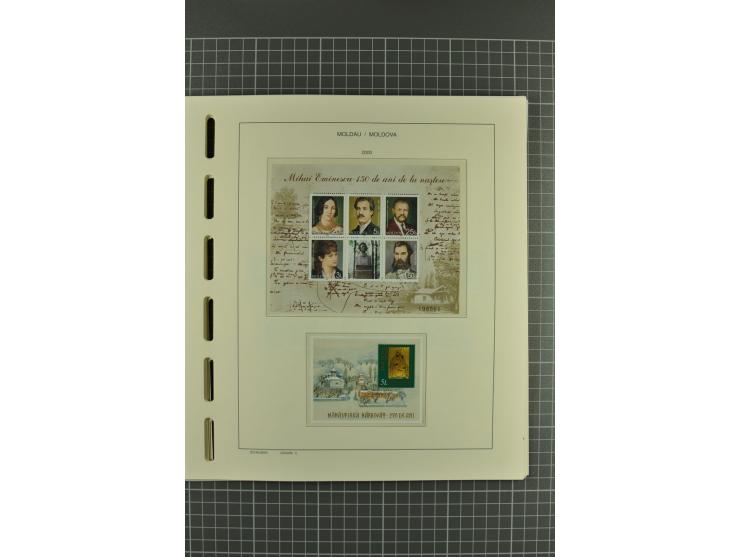 1991/2004, unmounted mint collection with miniature sheets and booklets