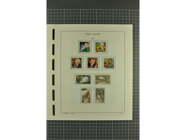 1991/2004, unmounted mint collection with miniature sheets and booklets