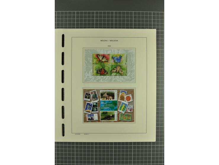 1991/2004, unmounted mint collection with miniature sheets and booklets
