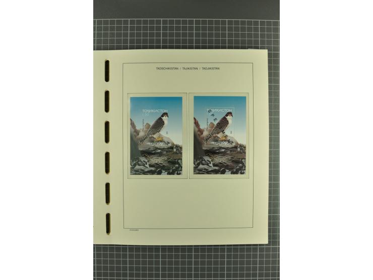 1992/2004, unmounted mint, complete collection with additional proofs, specimen, miniature sheets, imperforated issues and mo