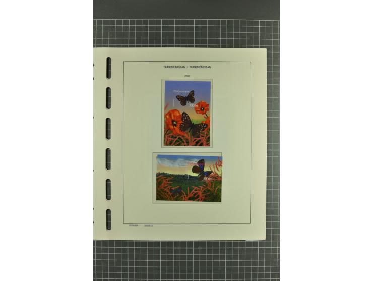 1992/2004, unmounted mint collection with miniature sheets, imperforated issues etc.
