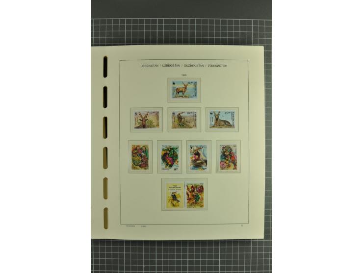 1992/2004, unmounted mint collection with souvenir sheets, strips and tabs etc.