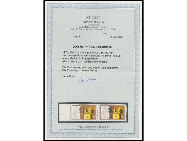 1974, UPU 35 Pfg. im senkrechten Oberrandpaar, dabei obere Marke mit Plattenfehler "Postkutsche zum größten Teil fehlend", po