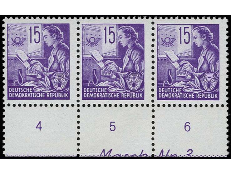15 Pfg. mit Wz. 2X II im waagerechten Unterrand-Dreierstreifen mit Druckkontrollvermerk "Masch. Nr. 3" Feld 95/96, postfrisch