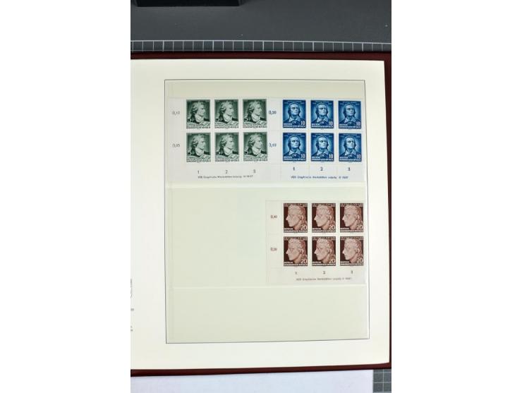 1949/90, in den Hauptnummern nahezu komplette postfrische Sammlung der Druckvermerke und Druckereizeichen, meist in Vierer- o