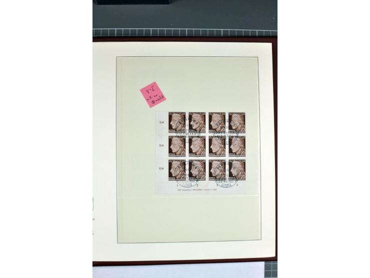 1949/90, in den Hauptnummern nahezu komplette postfrische Sammlung der Druckvermerke und Druckereizeichen, meist in Vierer- o